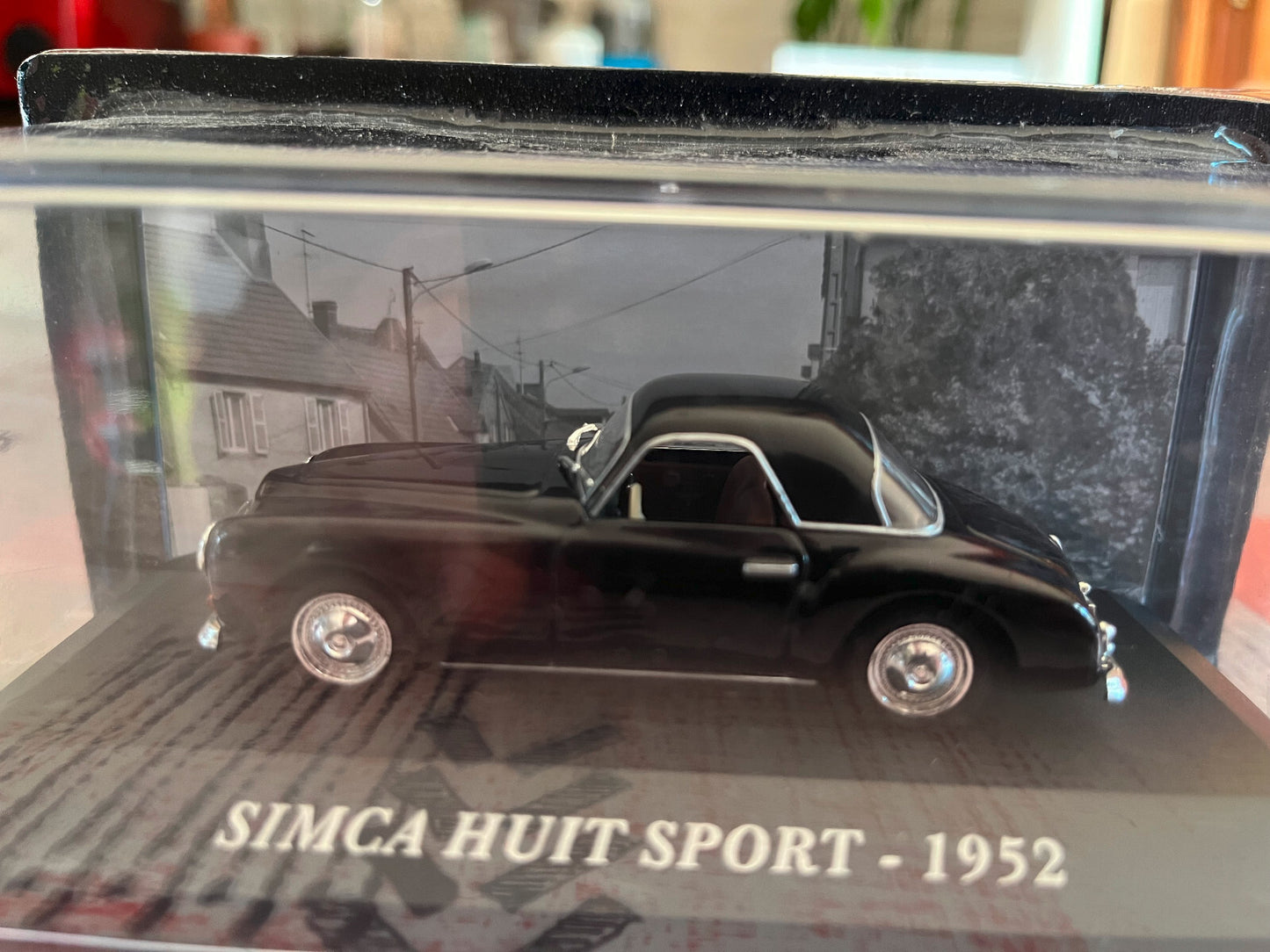 Voiture Miniature Simca Huit Sport 1952 1/43