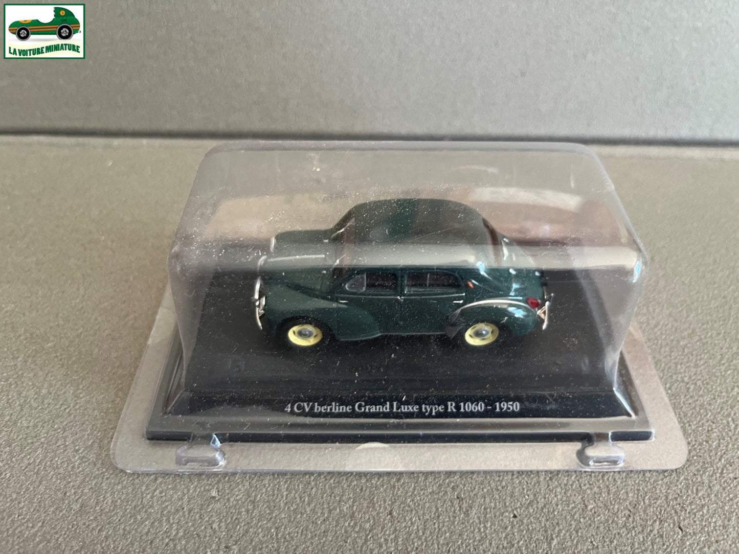 Voiture Miniature Renault 4CV 4 CV Berline Grand Luxe R 1060 1950 Eligor au 1/43