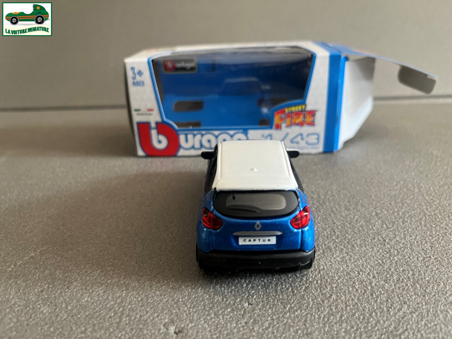 Voiture Miniature Renault Captur Burago Street Fire au 1/43