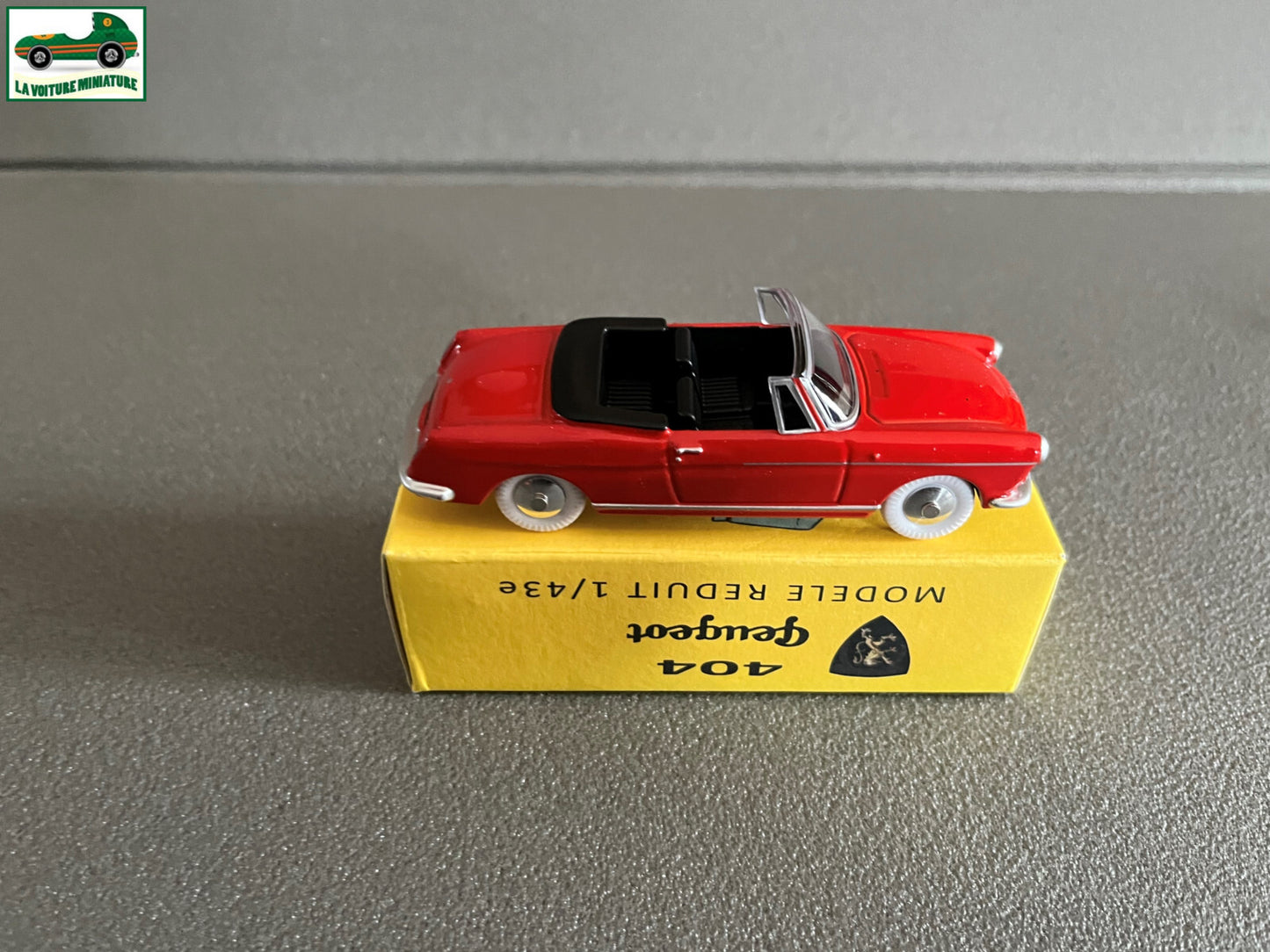 Voiture Miniature Peugeot 404 Quiralu Réédition au 1/43