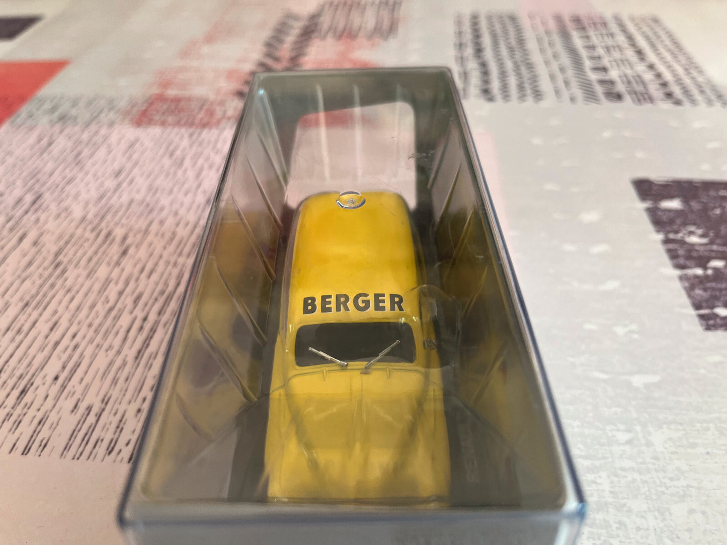 Voiture miniature Renault Colorale Pastis Berger au 1/43