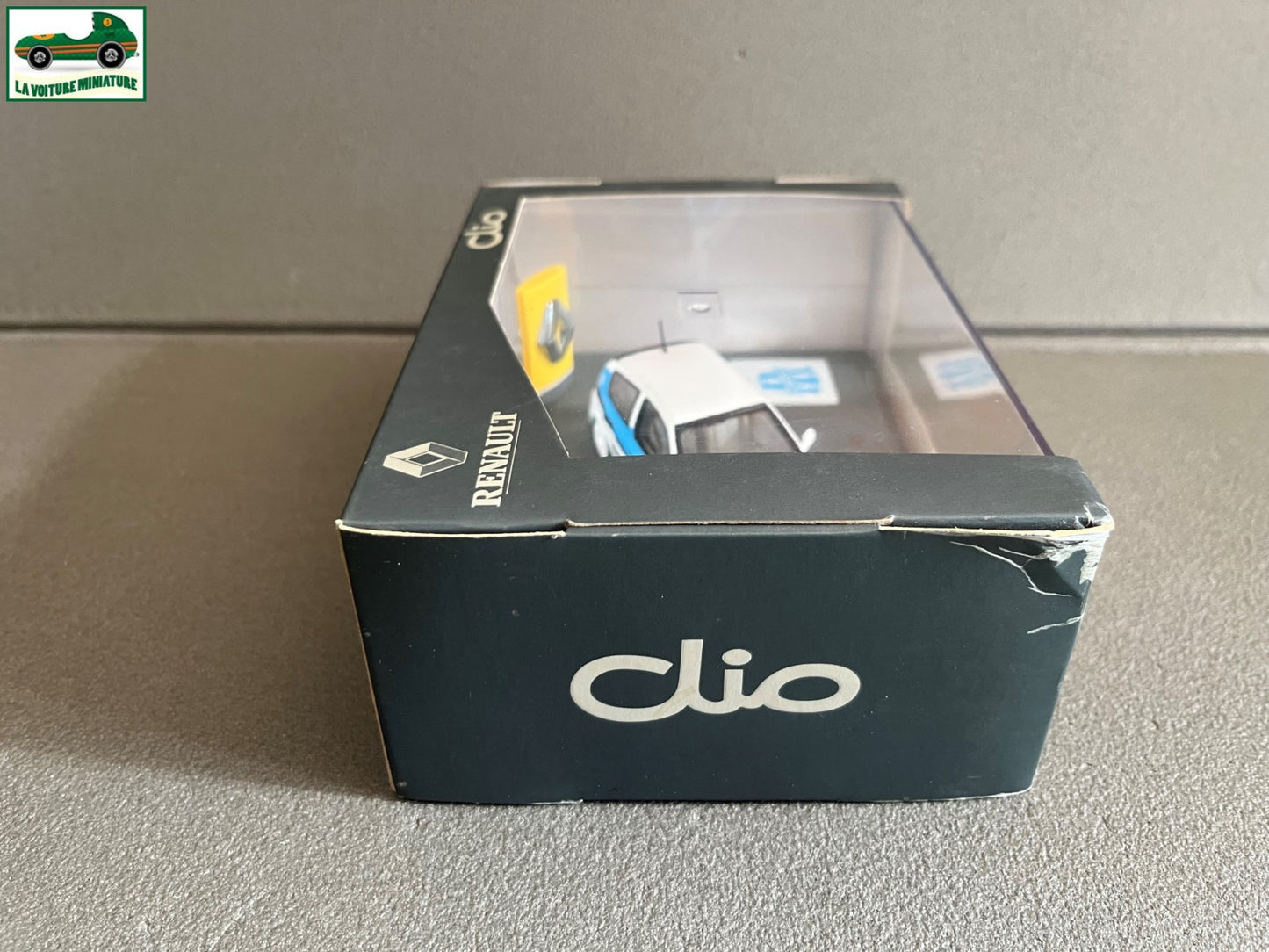 Voiture Miniature Renault Clio Olympique de Marseille UH OM Football au 1/43