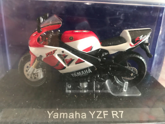 Moto miniature Yamaha YZF R7 Les Grandes Motos Altaya au 1/24