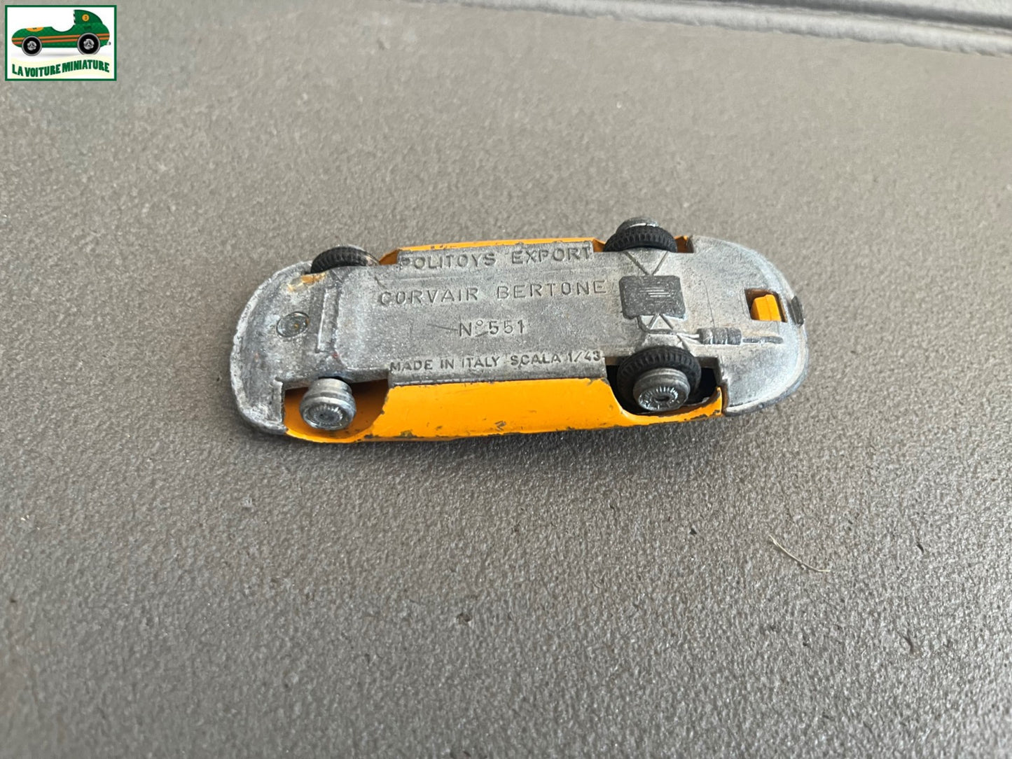 Ancienne Voiture Miniature Politoys Corvair Bertone 551 Epave 1/43