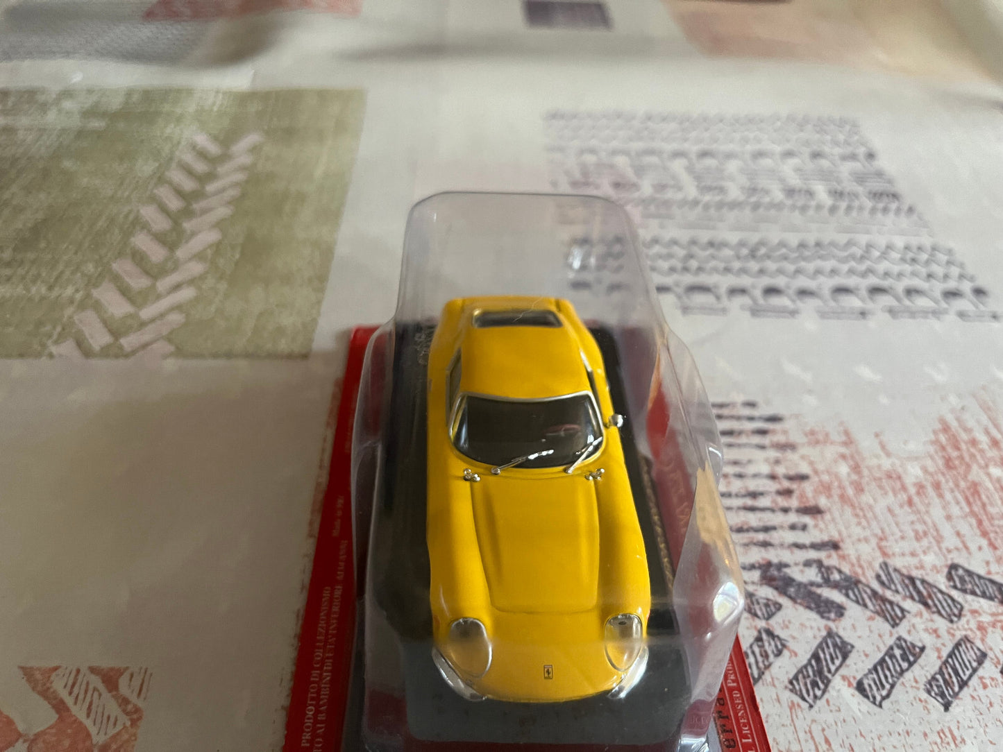 Voiture miniature Collection Ferrari 275 GTB Ixo Fabbri au 1/43