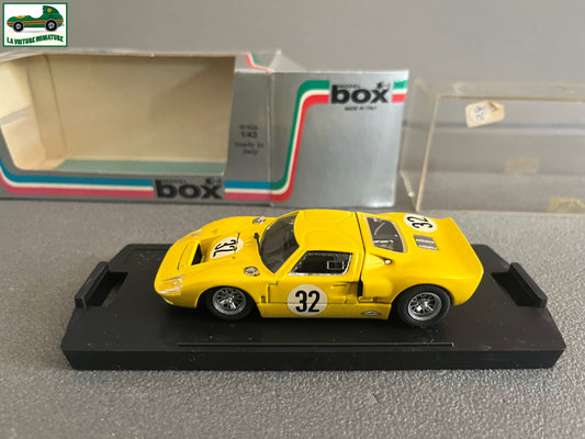 Voiture miniature Ford GT 40 Spa 68 Box Italy 1/43