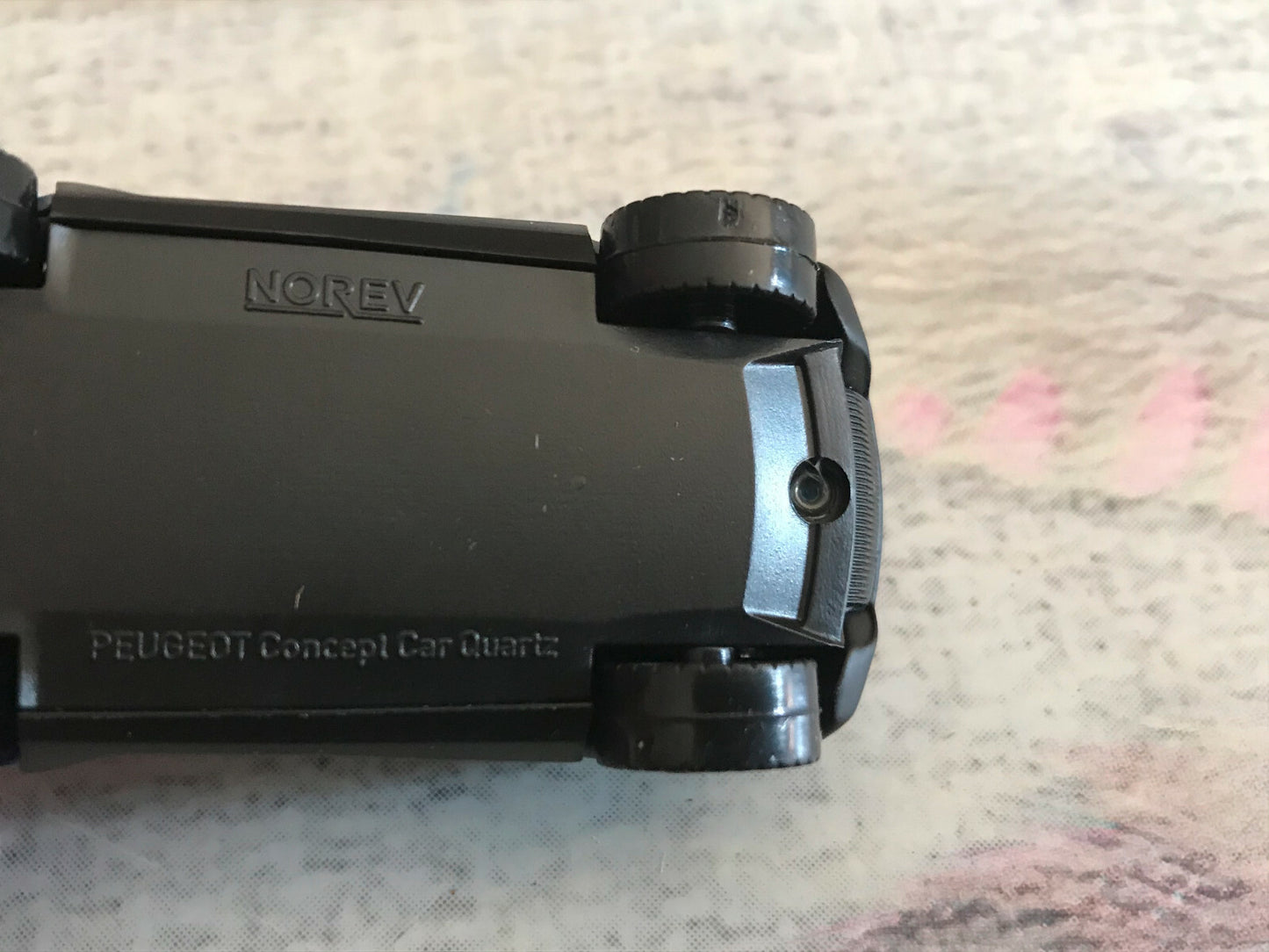Voiture miniature Peugeot Concept Car Quartz Norev 3 inches 1/64