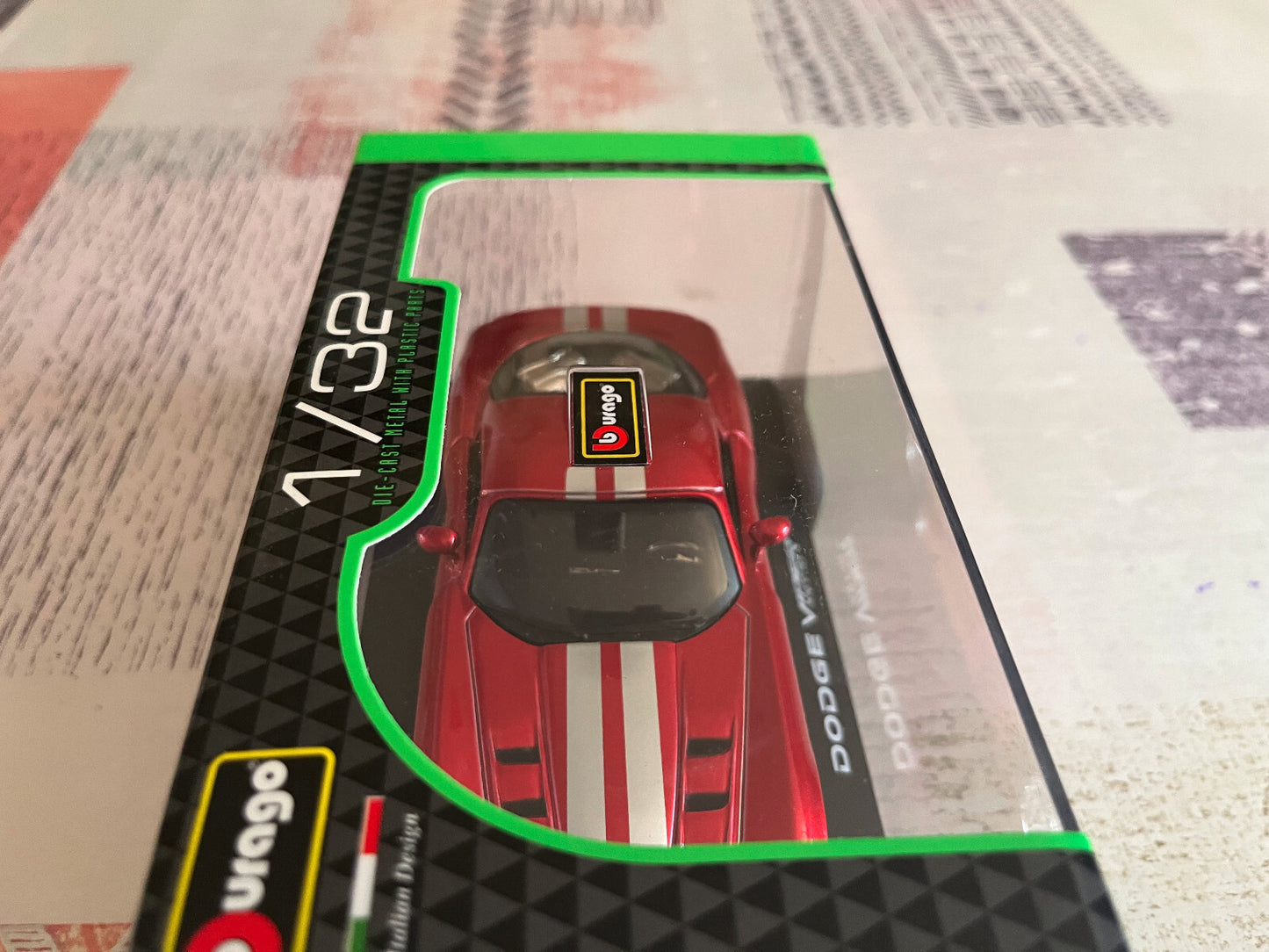 Voiture Miniature Burago Dodge Viper SRT-10 au 1/32
