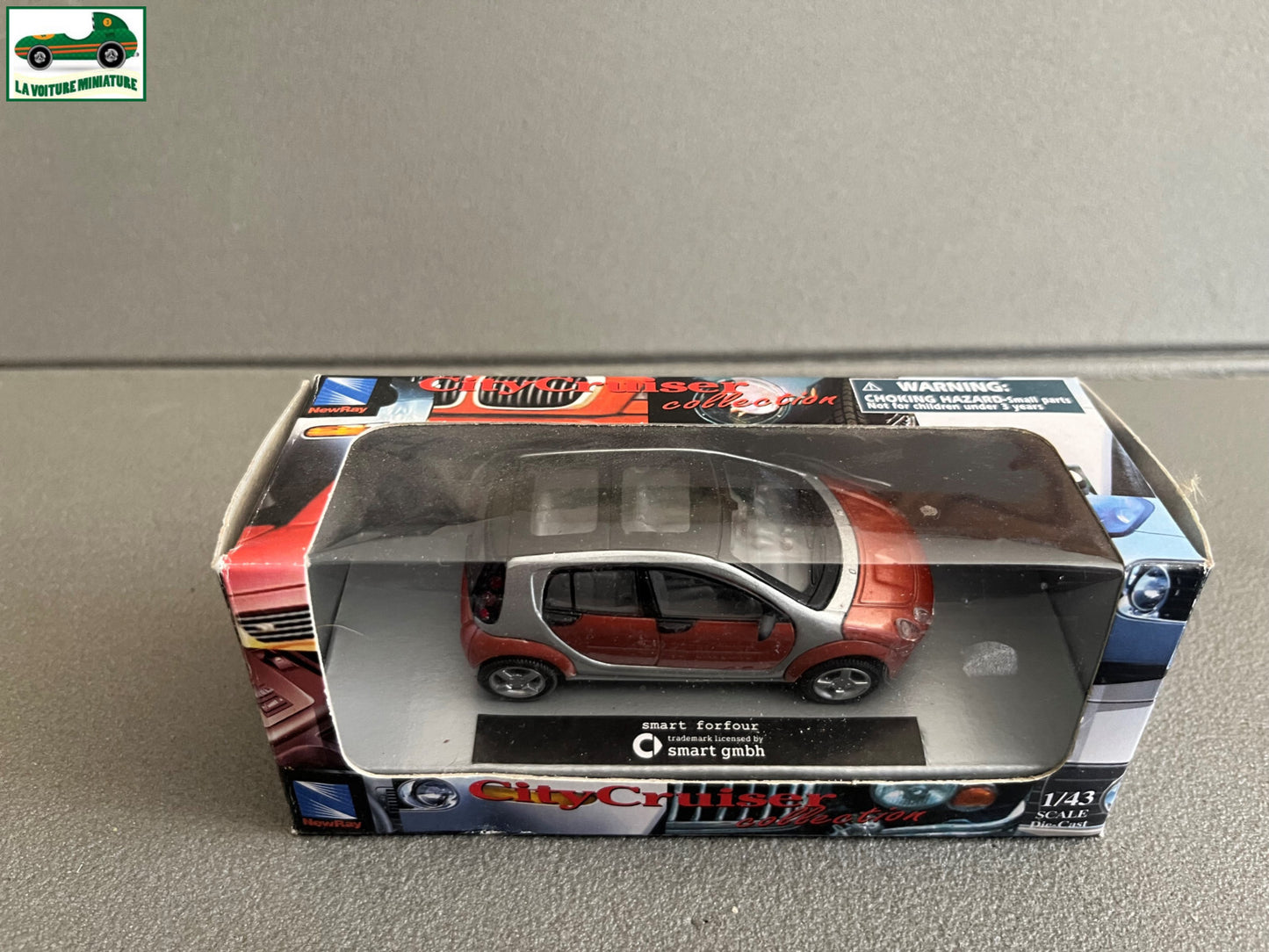 Voiture miniature Smart Forfour NewRay au 1/43
