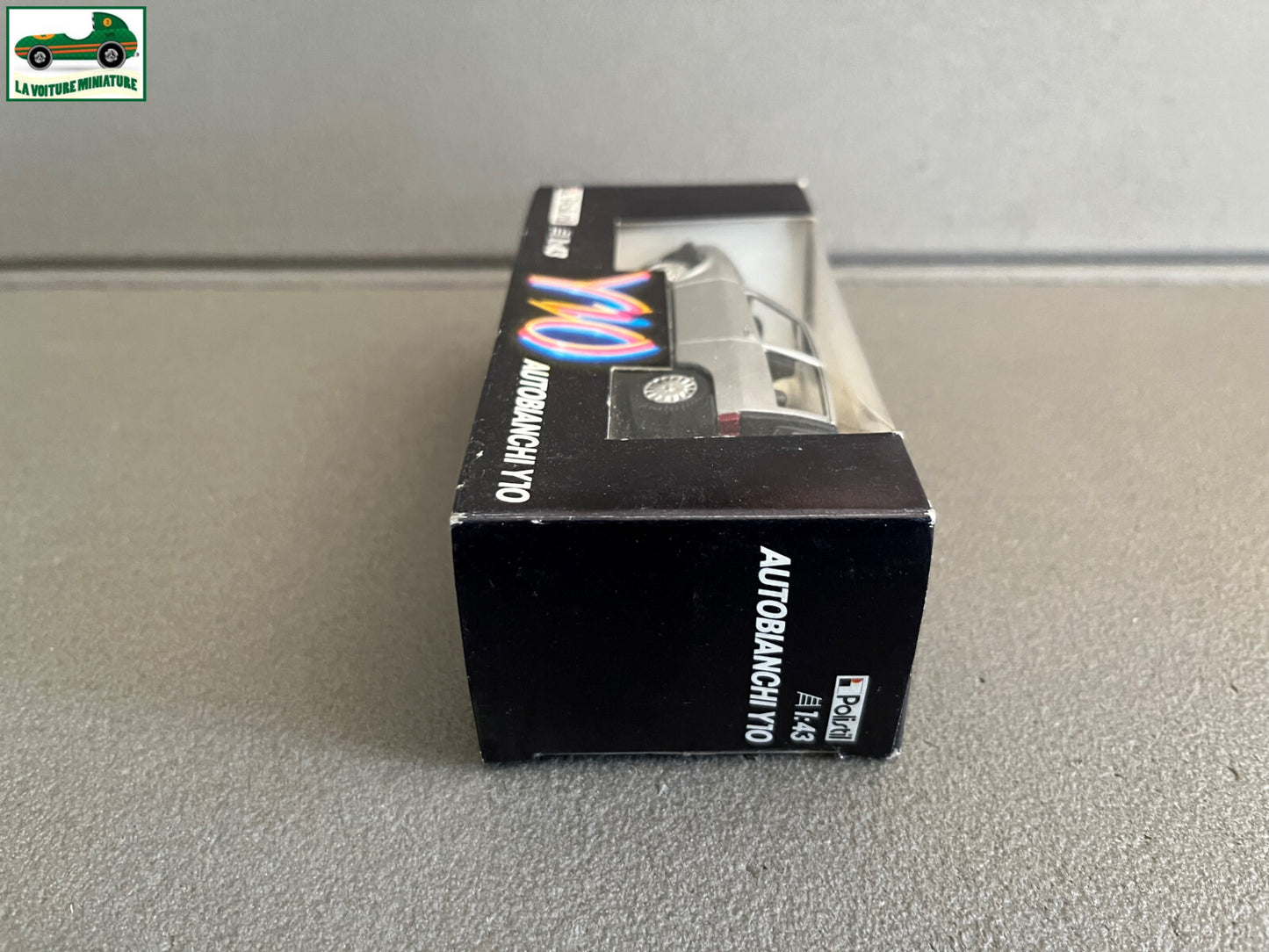 Ancienne Voiture miniature Autobianchi Y10 Polistil Italy au 1/43