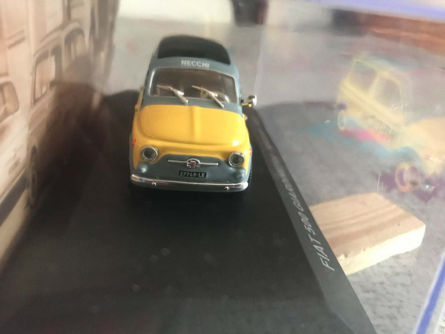 Voiture miniature Publicitaire Fiat 500 Giardiniera Necchi 1960 Jardinier 1/43