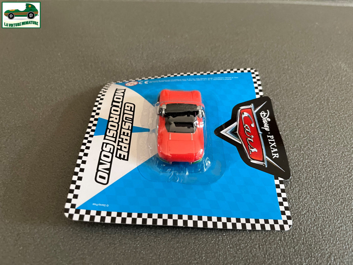 Voiture Miniature Cars Disney Giuseppe Motorosi Sono Plastique DHP