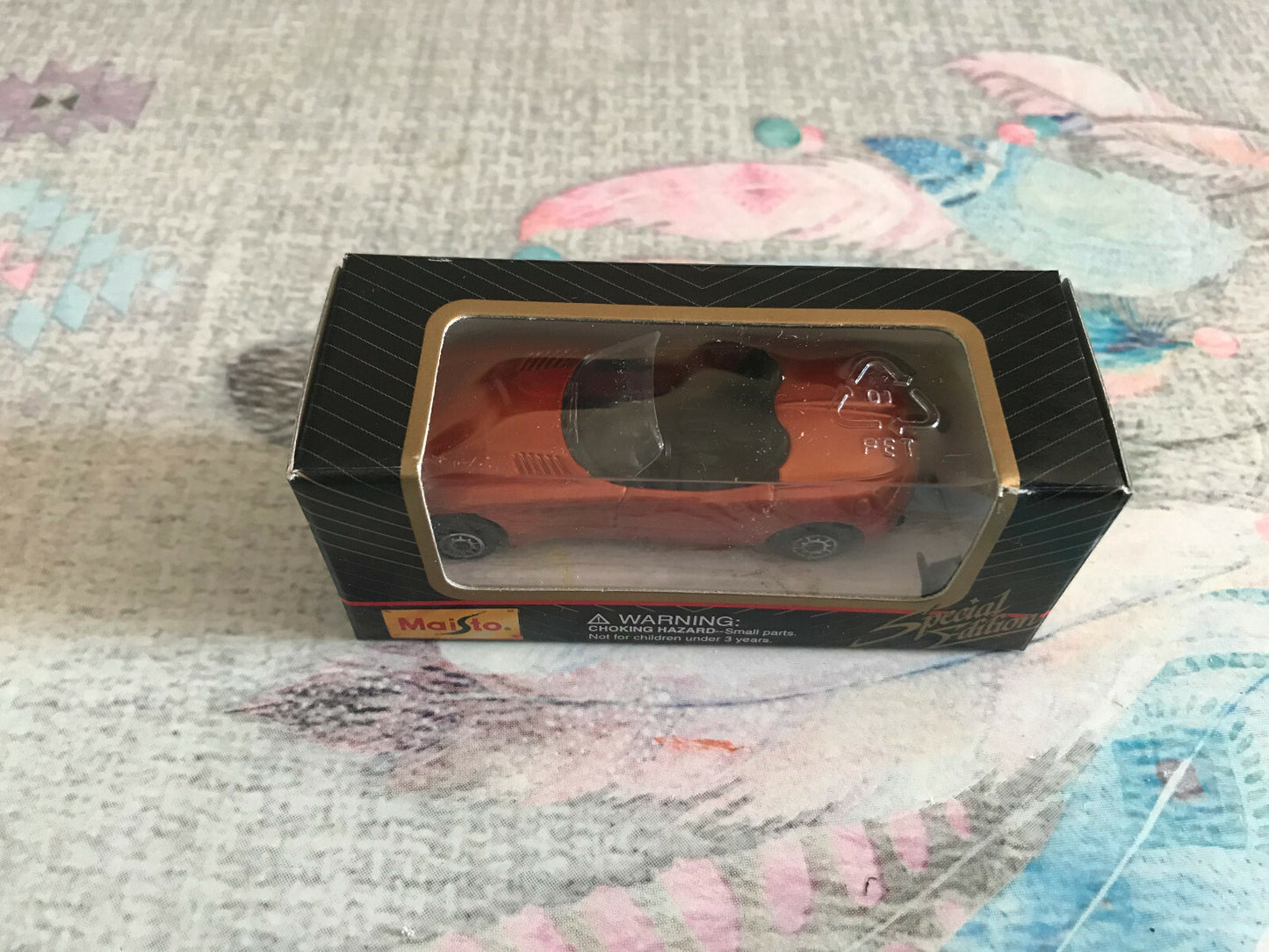 Voiture miniature Dodge Maisto Special Edition au 1/64 environ