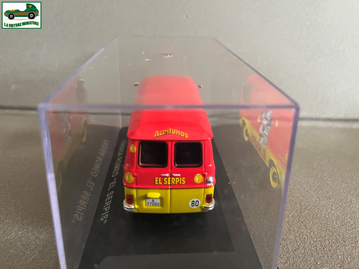 Voiture Miniature Camion Publicitaire Fadisa Romeo EL Serpis au 1/43