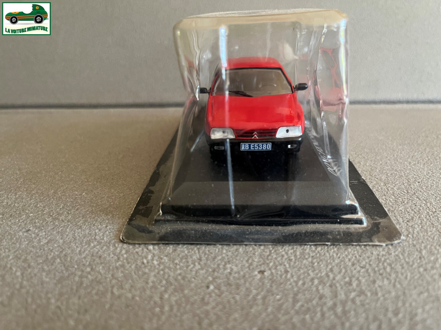 Voiture Miniature Dong Feng 988 Beijing 2000 Citroen ZX Taxi Du Monde 1/43