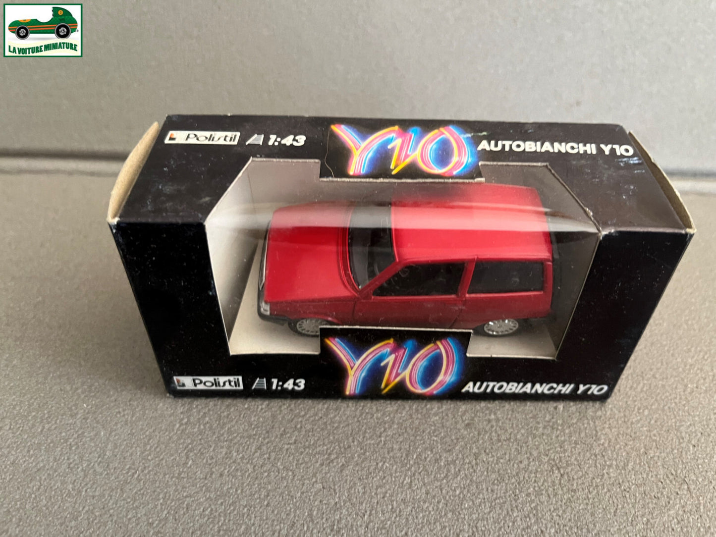 Ancienne Voiture miniature Autobianchi Y10 Polistil Italy au 1/43