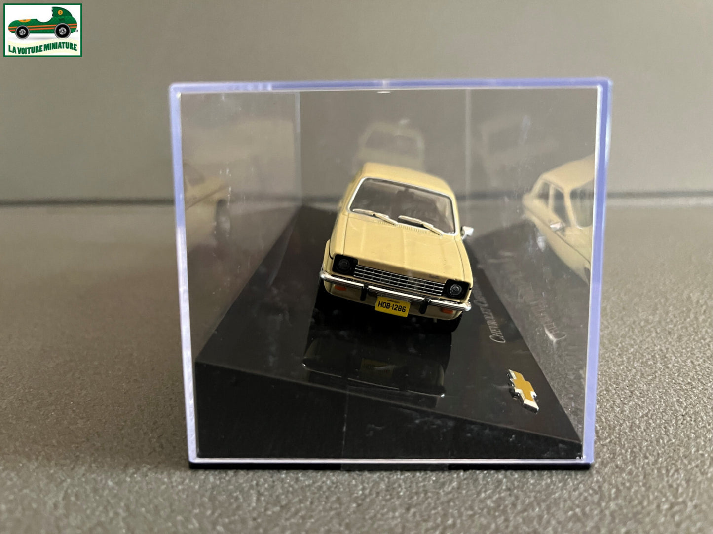 Voiture miniature Américaine Chevrolet Chevette SL 1976 au 1/43