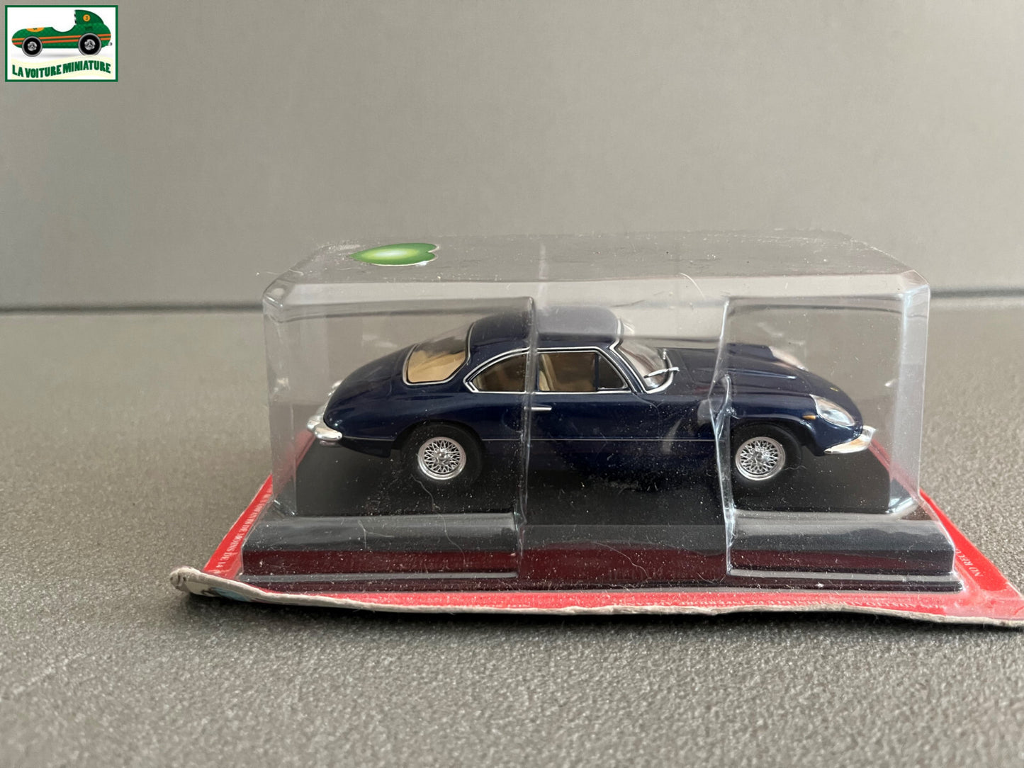 Voiture miniature Collection Ferrari 400 SA Ixo Fabbri au 1/43