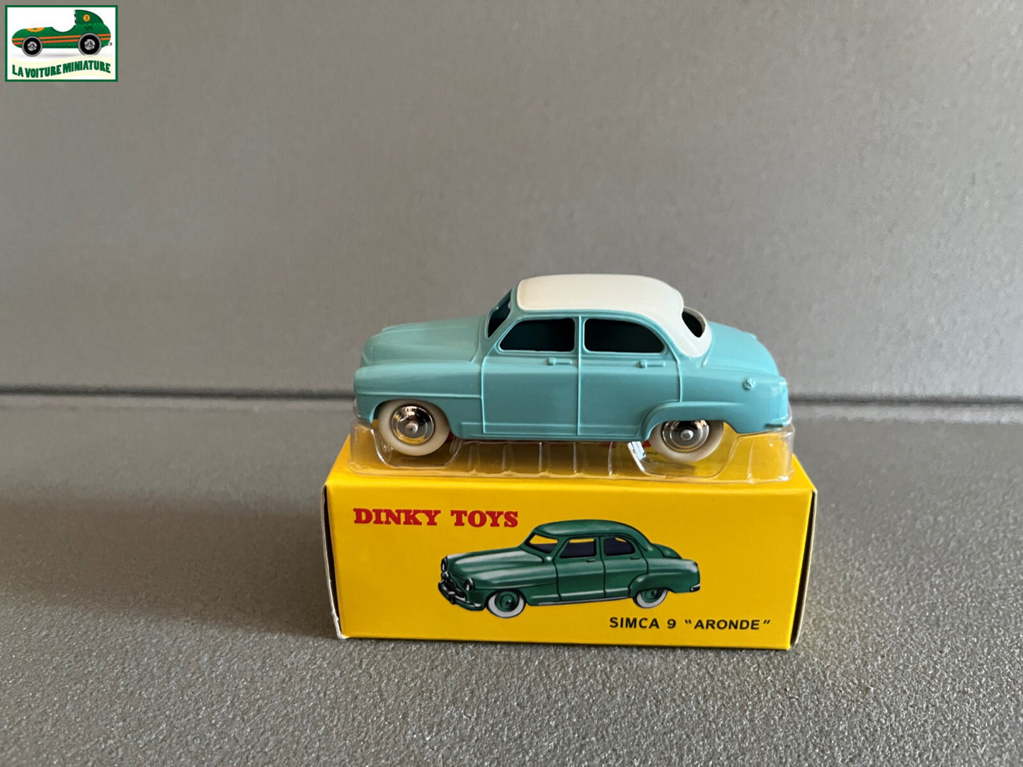 Voiture miniature Simca 9 Aronde 24U Dinky Toys Atlas