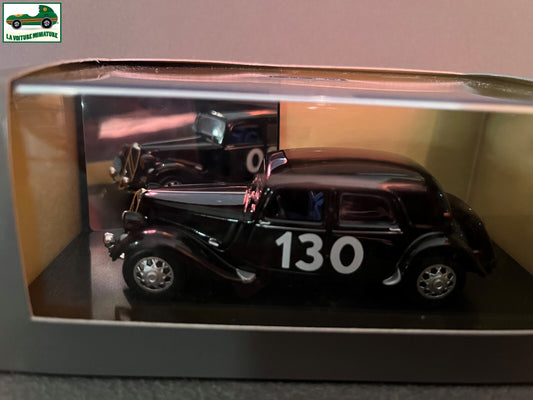 Voiture Miniature Citroen Traction 15 six de Rallyes 1954 Atlas Courtage 1/43