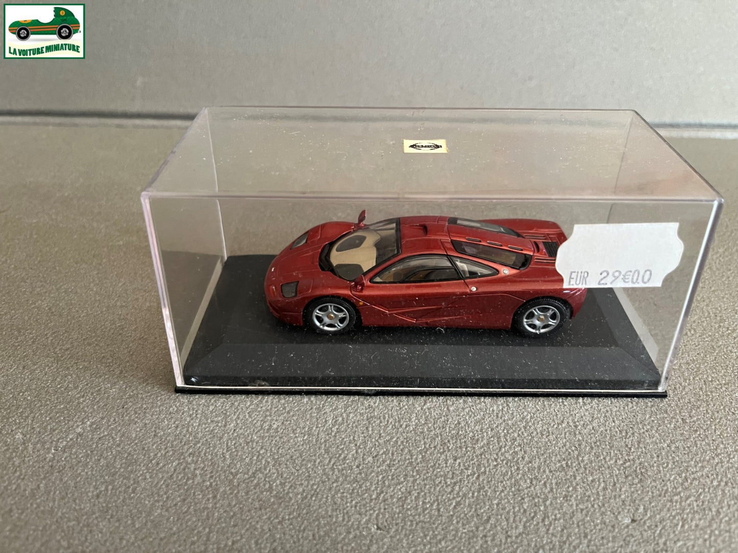 Voiture Miniature McLaren Minichamps au 1/43