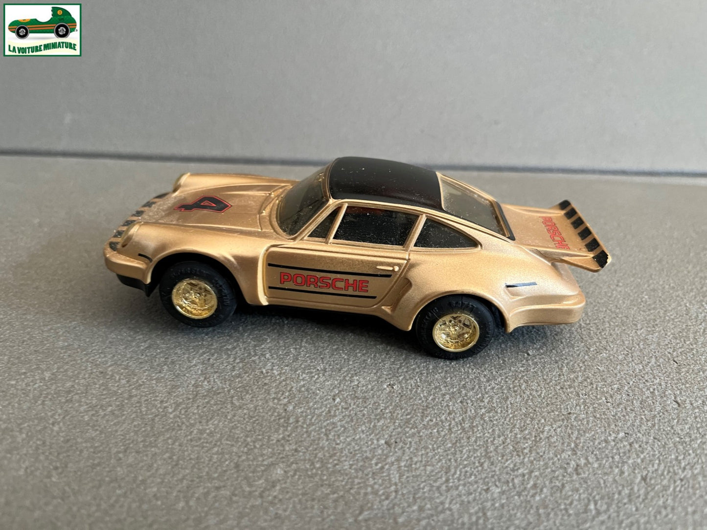 Ancienne Voiture Miniature Circuit Porsche 935 Scalextric Non testé
