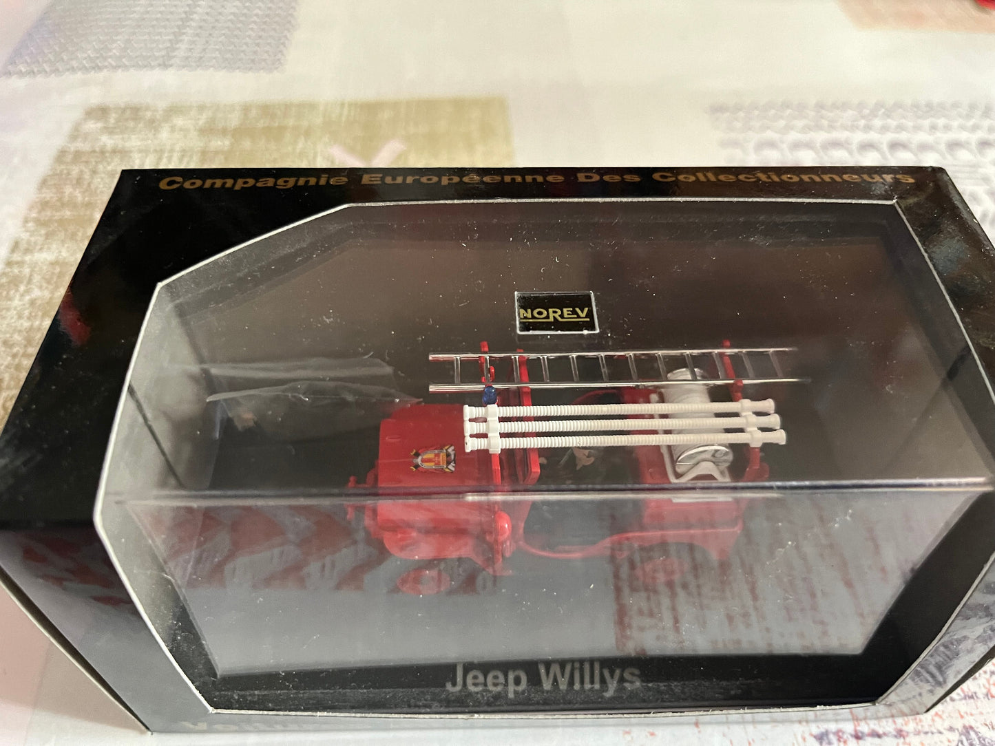 Voiture miniature Jeep Willys Pompiers Norev CEC 1/43