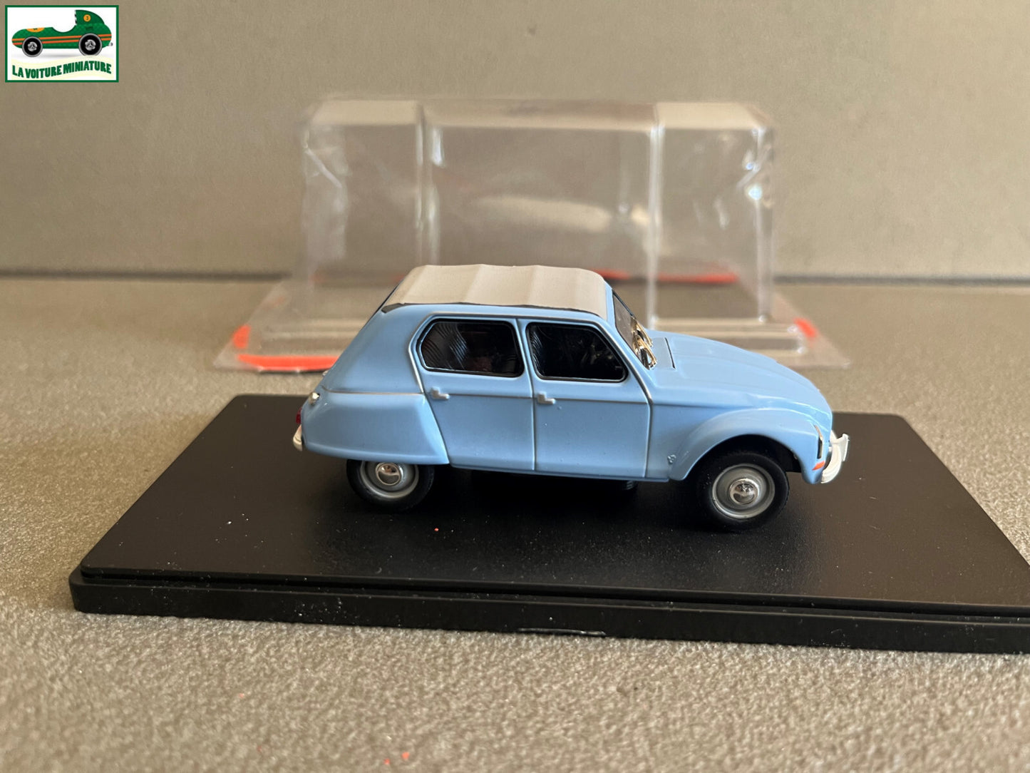 Voiture miniature Citroen 2cv 2 cv Dyane 4 Auto Plus Hachette 1/43