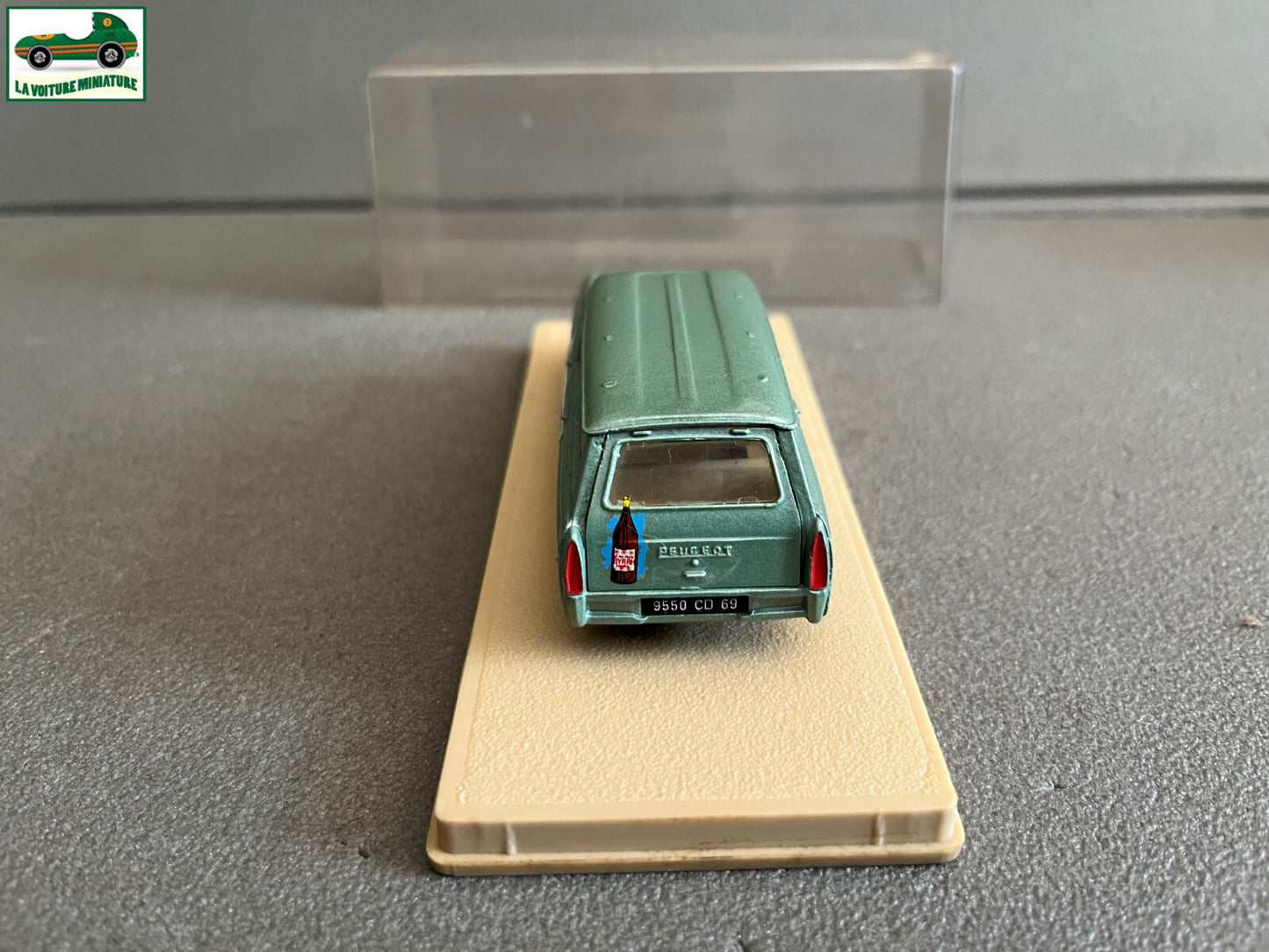Voiture Miniature Peugeot 404 Byrrh Eligor France 1/43