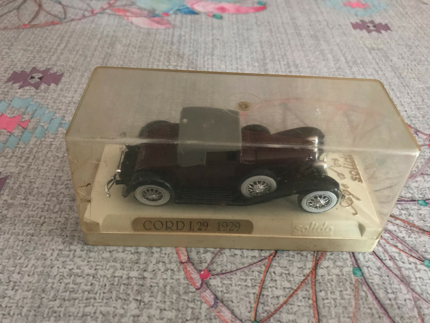 Voiture miniature Cord L29 1929 Solido au 1/43