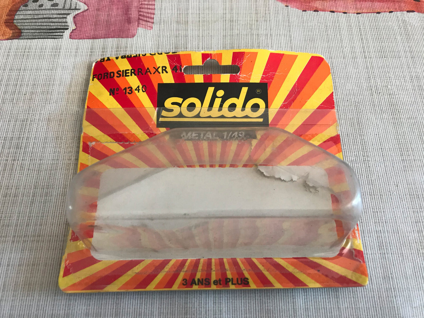 Voiture miniature N° 1340 Ford Sierra XR4i XR4 i Solido France au 1/43