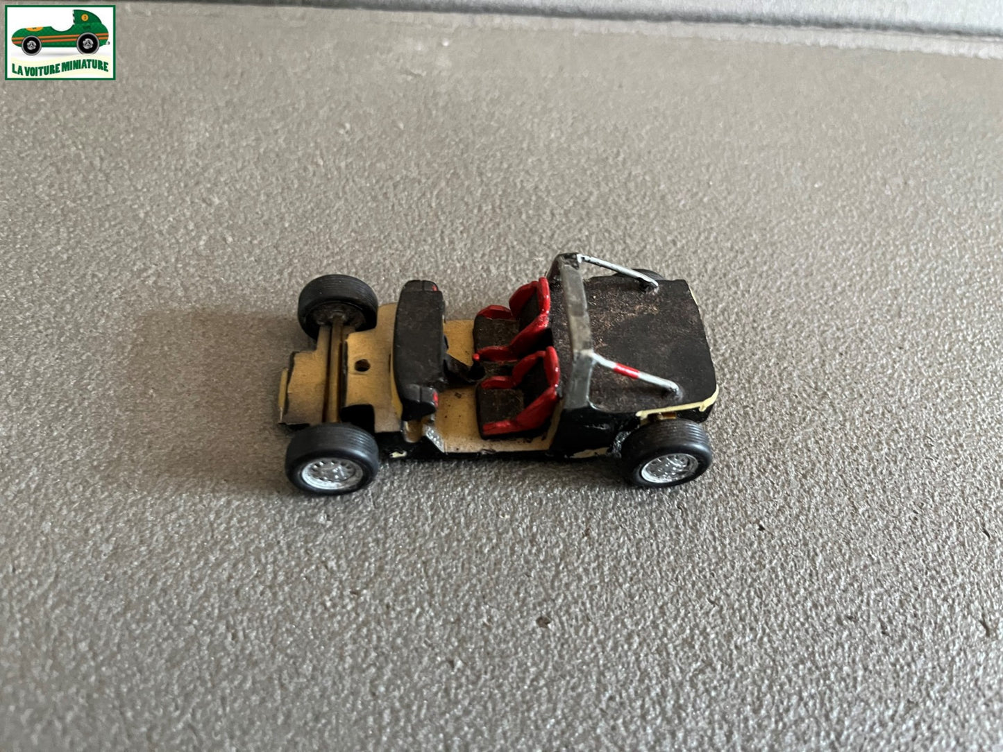 Voiture Miniature Kit monté Peugeot 205 Turbo 16 PM 1/43 Chassis Incomplet