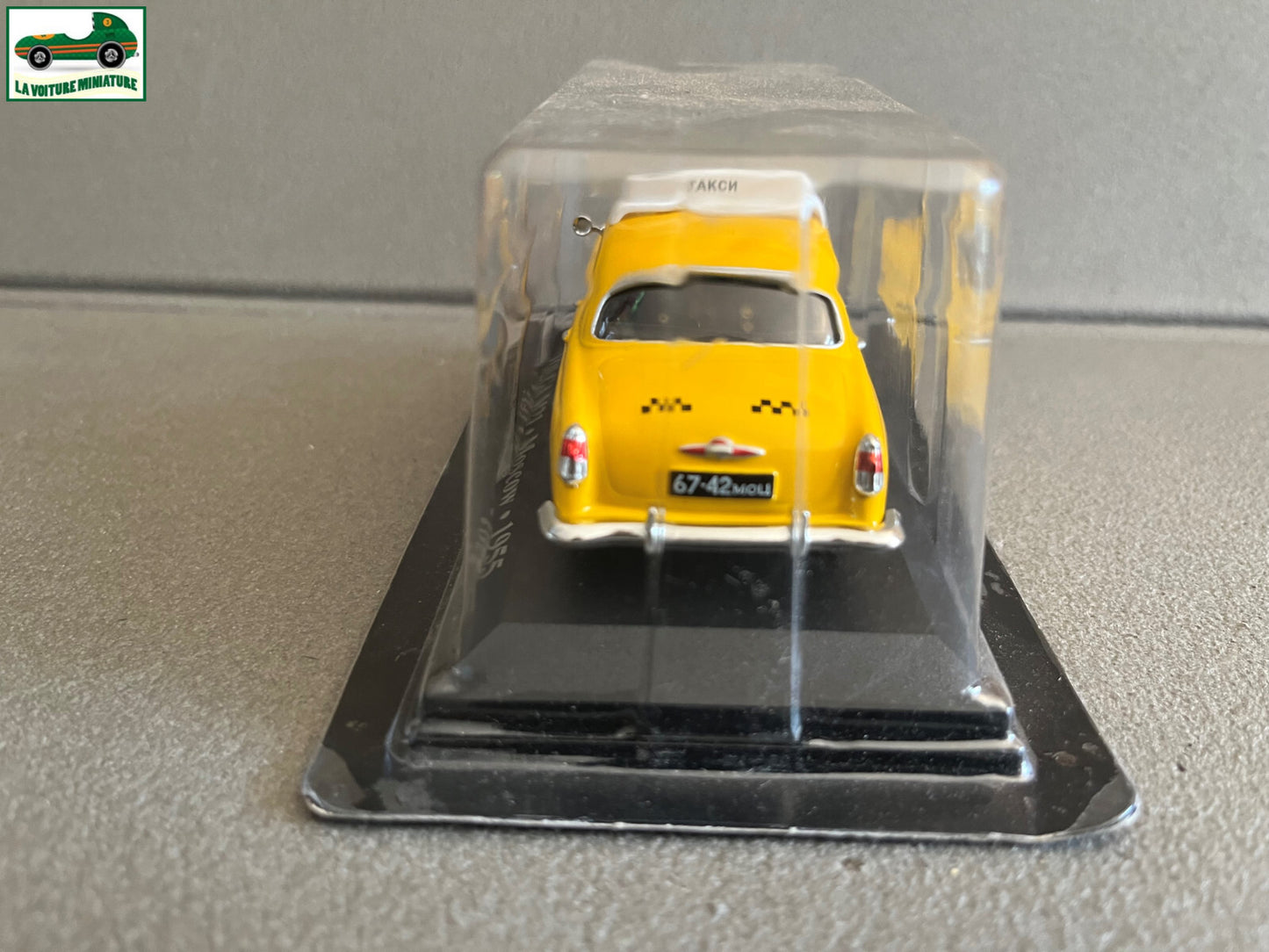 Voiture Miniature Volga M21 Moscow 1955 Taxi Du Monde au 1/43 Altaya