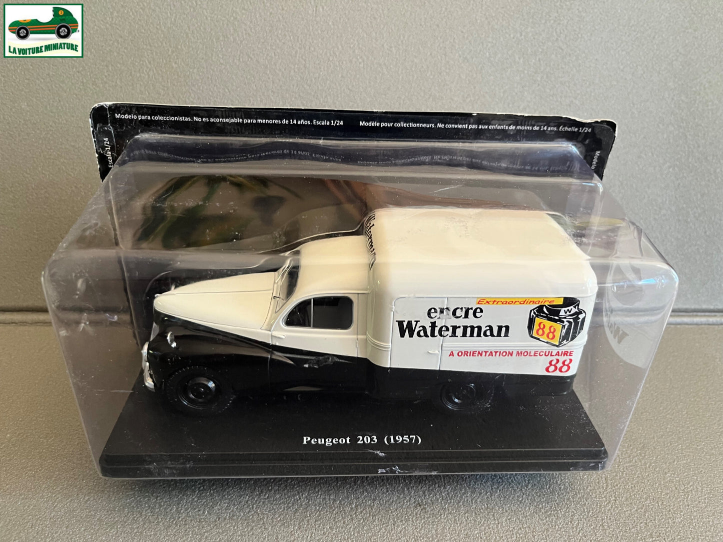 Voiture miniature Peugeot 203 1957 Encre Waterman Test Hachette 1/24