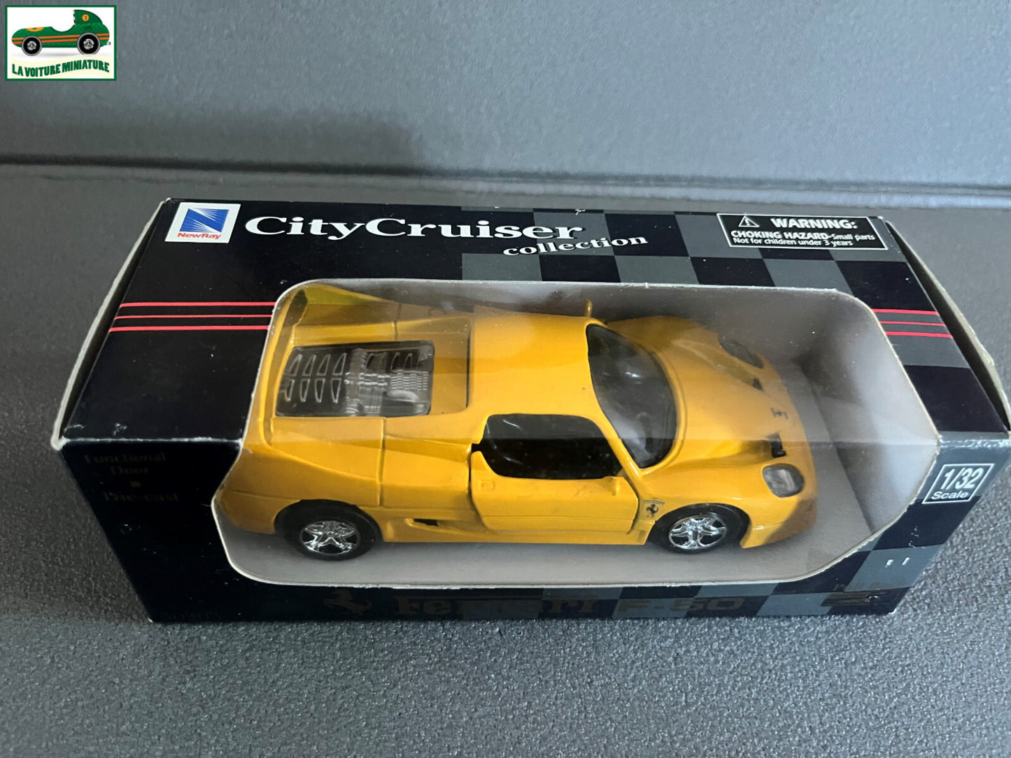 Voiture Miniature Ferrari F50 New Ray au 1/32
