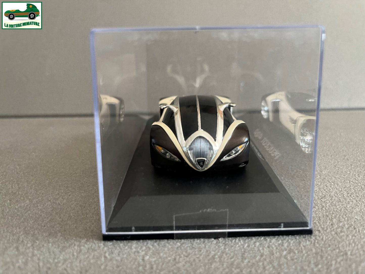 Voiture miniature Concept Car Peugeot 4002 Norev au 1/43