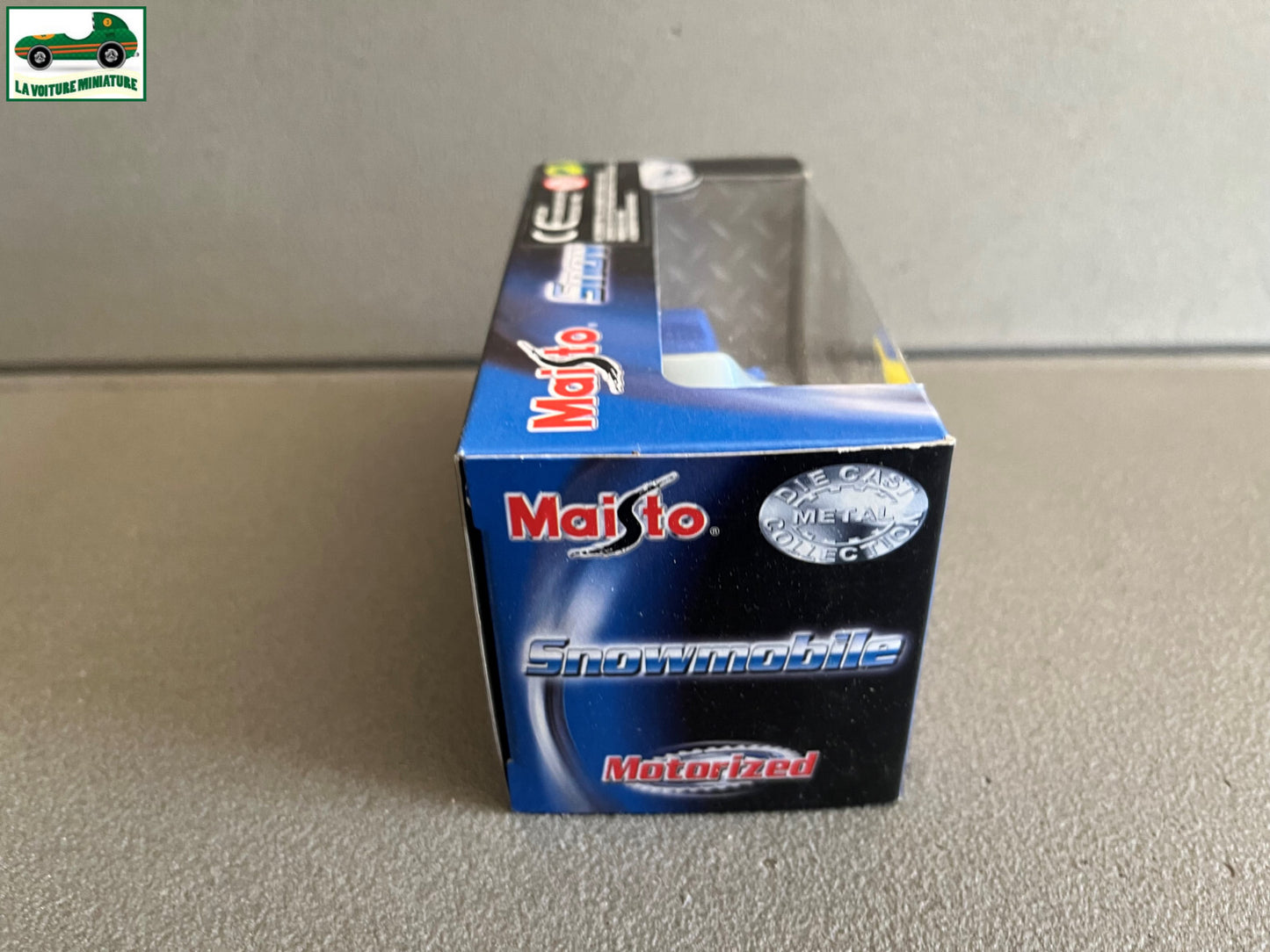 Voiture Miniature Maisto Motorized Snowmobile Scooter des neiges