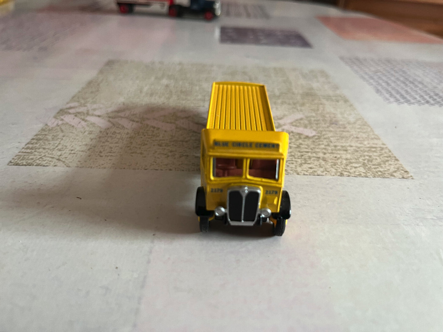 Voiture Miniature Camion EFE AEC Mammoth 1/76