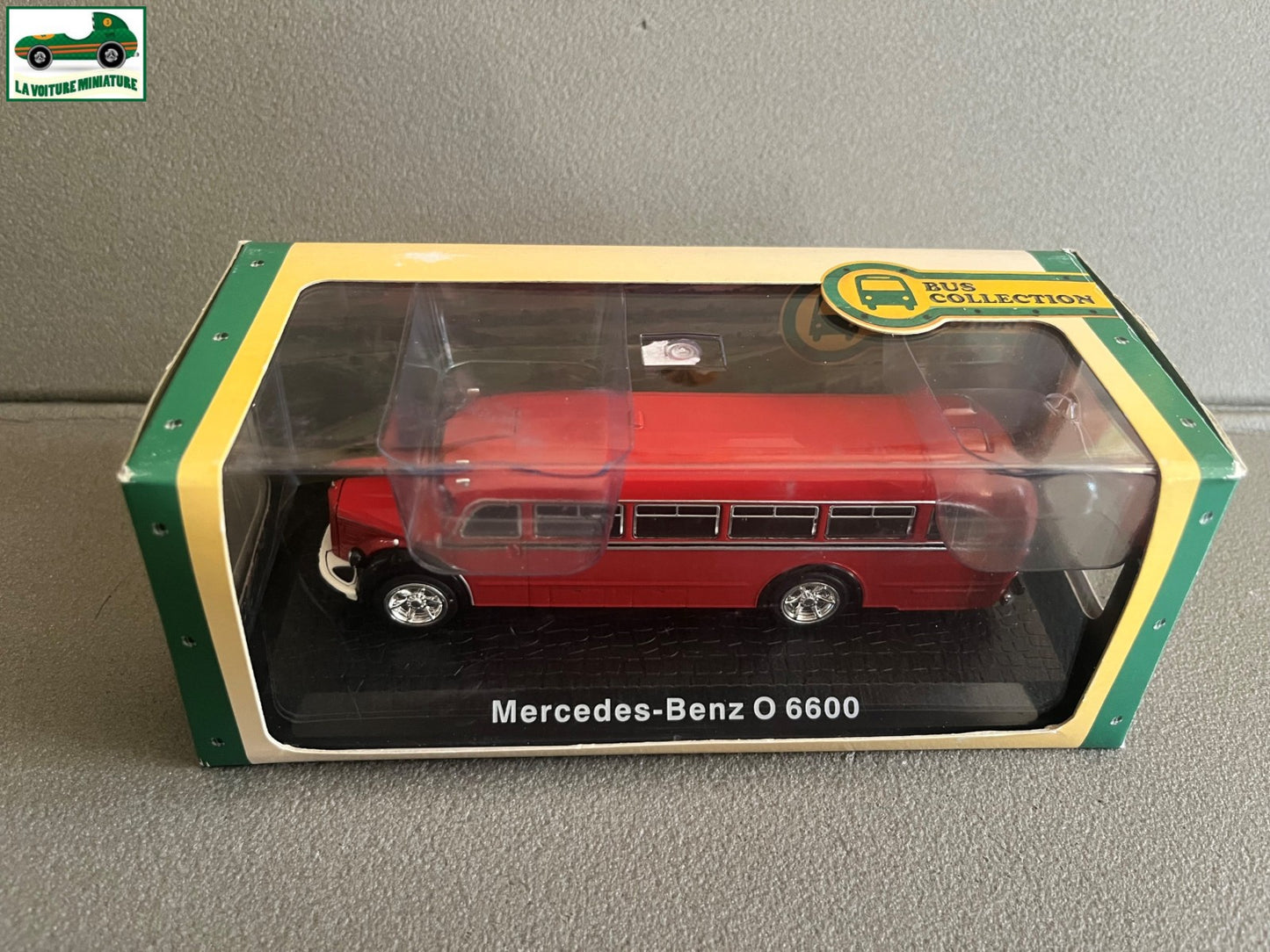 Voiture miniature Mercedes Benz O 6600 Autobus Bus Collection Atlas 1/72