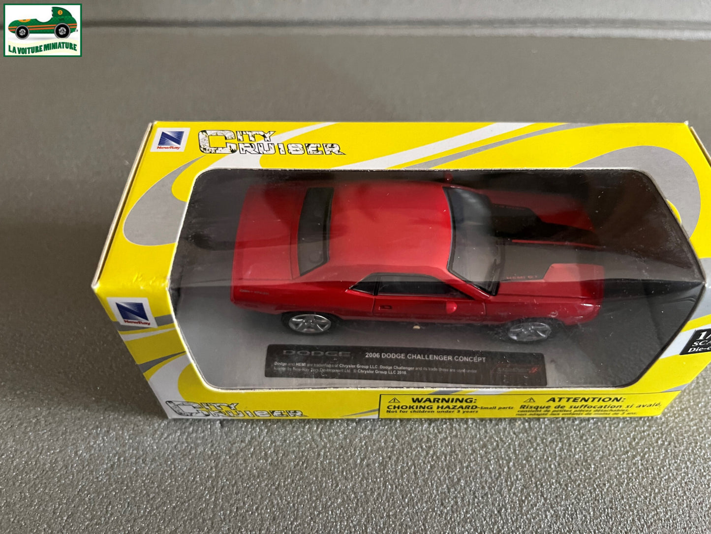 Voiture miniature 2006 Dodge Challenger Concept NewRay City Cruiser au 1/48
