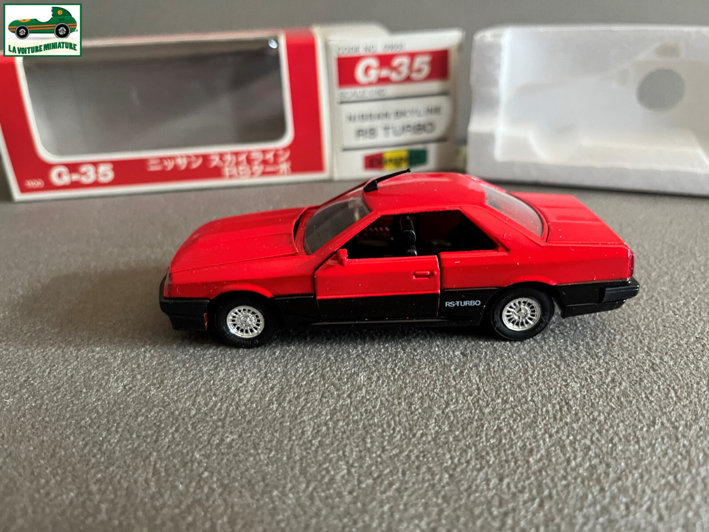 Ancienne Voiture Miniature Nissan Skyline RS Turbo Diapet G-35 Japan au 1/40