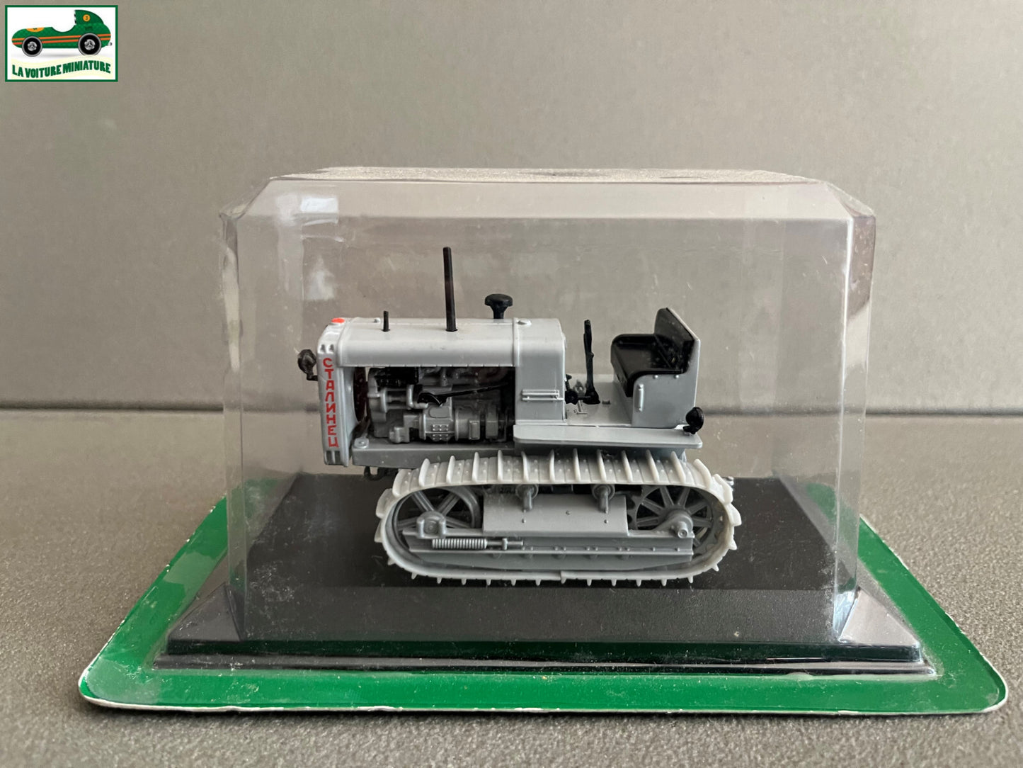 Voiture miniature Tracteur Agricole Russe URSS Stalinets-65 Hachette 1/43