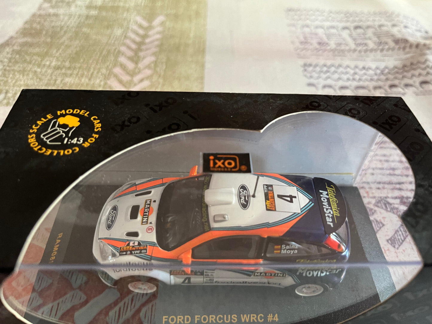 Voiture Miniature Ford Focus WRC Rallye Argentine 2002 Ixo au 1/43