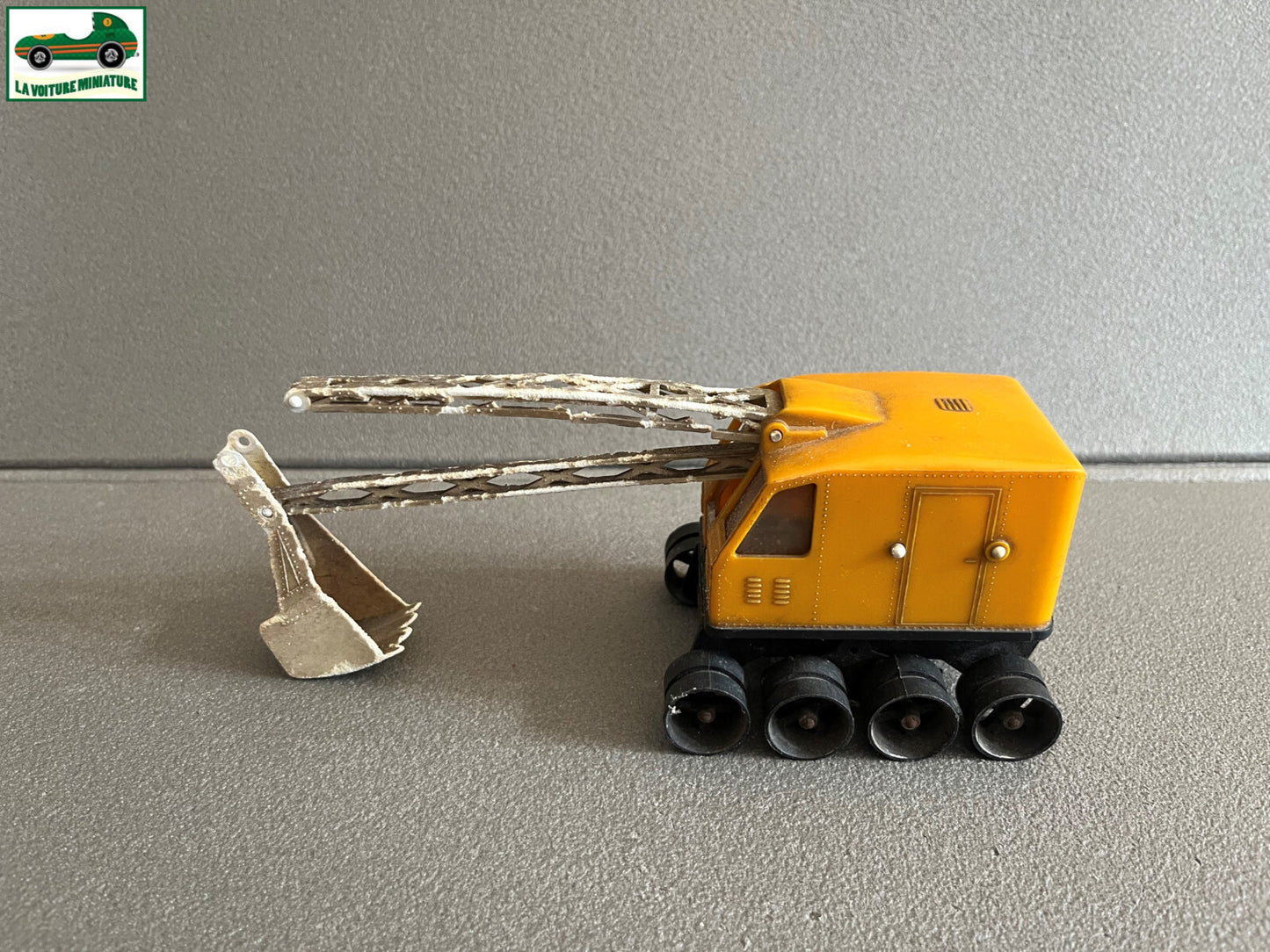 Ancienne Miniature Plastique Pelle Mécanique Norev France Epave 1/43