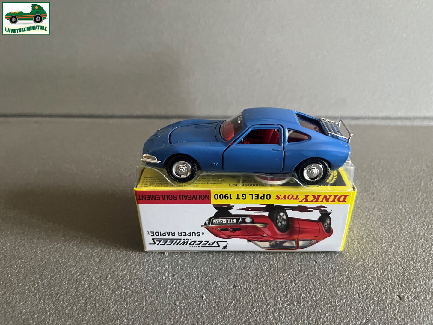 Voiture miniature Opel GT 1900 1421 Dinky Toys Atlas
