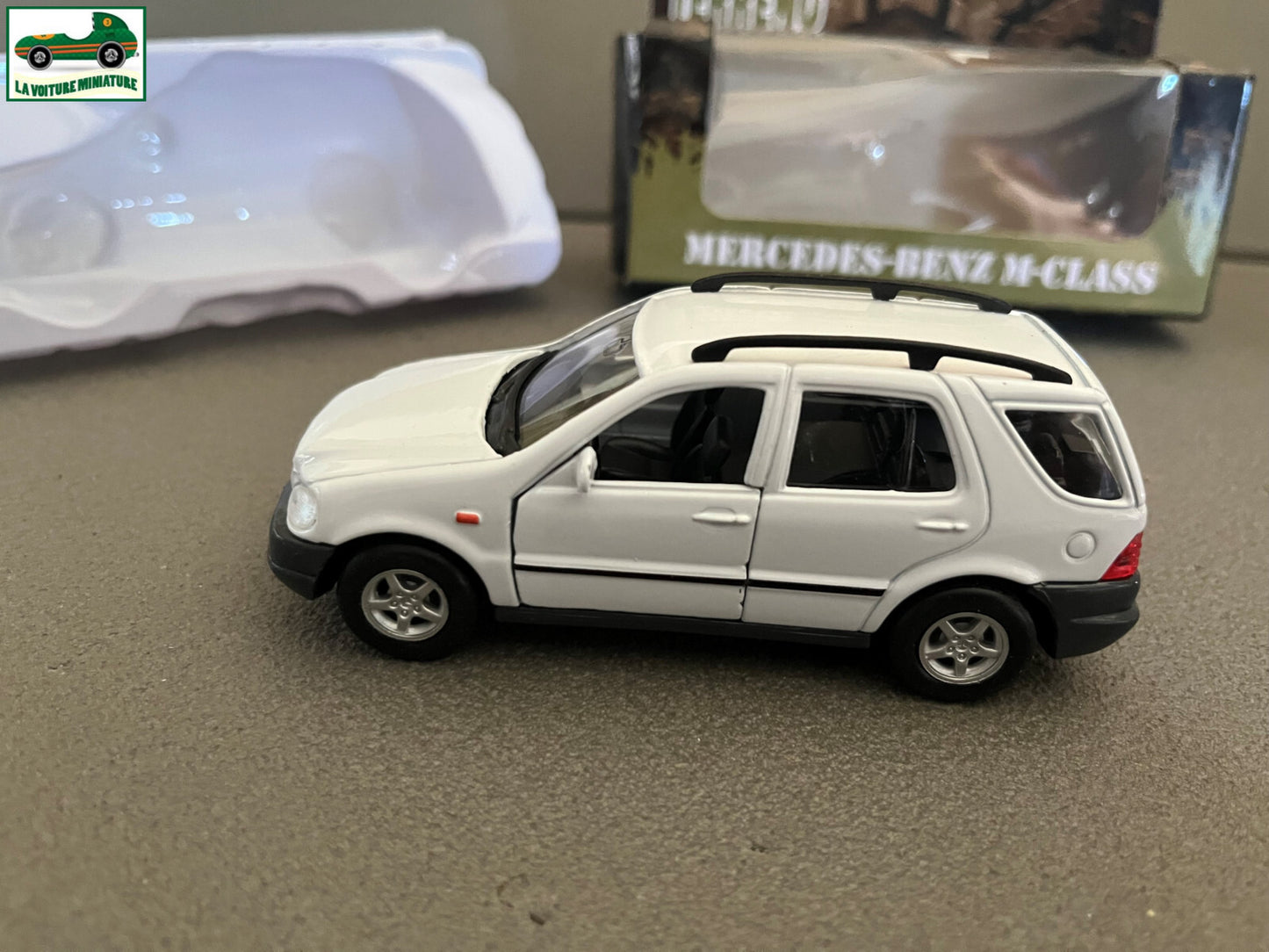 Voiture Miniature Mercedes Benz M-Class M ML 4x4 Welly 1/36