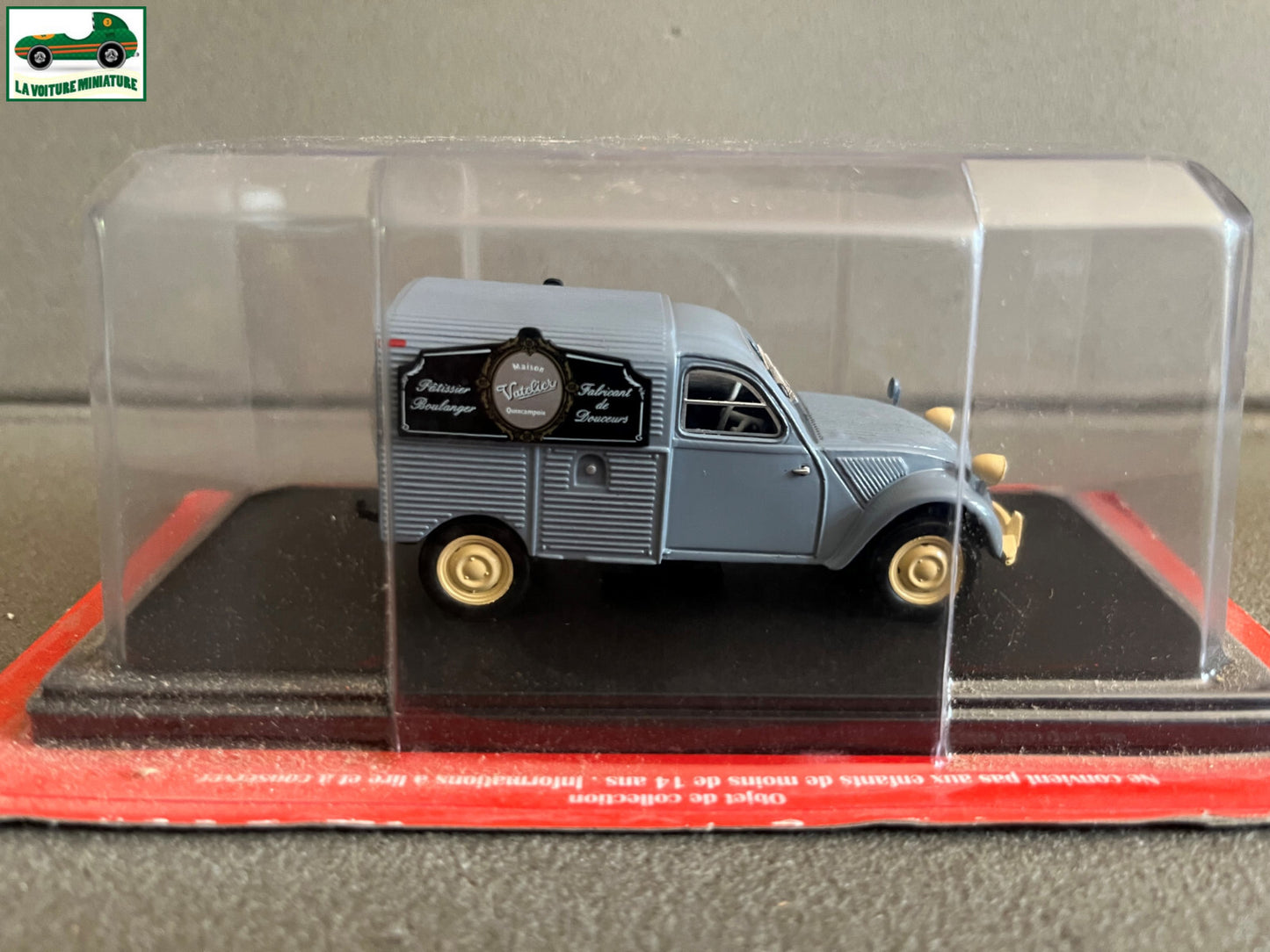 Voiture miniature Citroen 2cv 2 cv Boulanger Vatelier Auto Plus Hachette 1/43