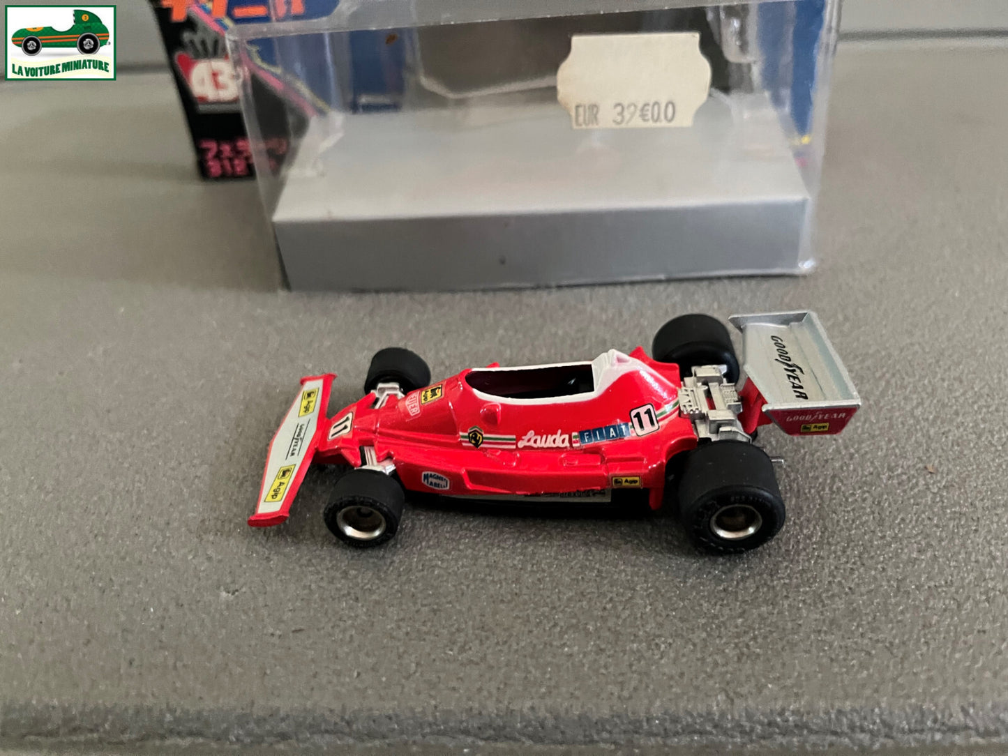 Voiture Miniature Formule 1 F1 Ferrari 312 T2 Lauda Technica Japan au 1/43
