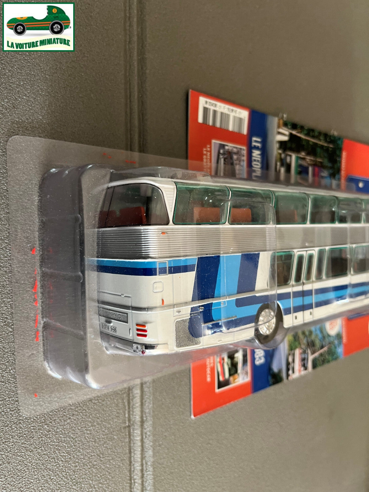 Voiture miniature Neoplan NH 22 Skyliner 1983 1/43 Autobus Autocars du Monde