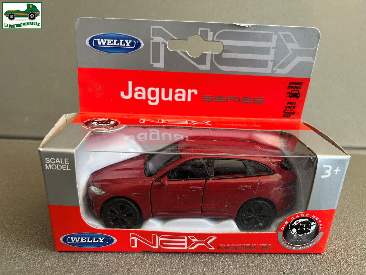 Voiture miniature Jaguar F Pace Welly 1/34 - 1/36 - 1/39